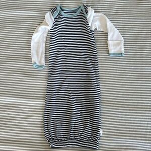Long Sleeve Burt’s Bees Baby Gown